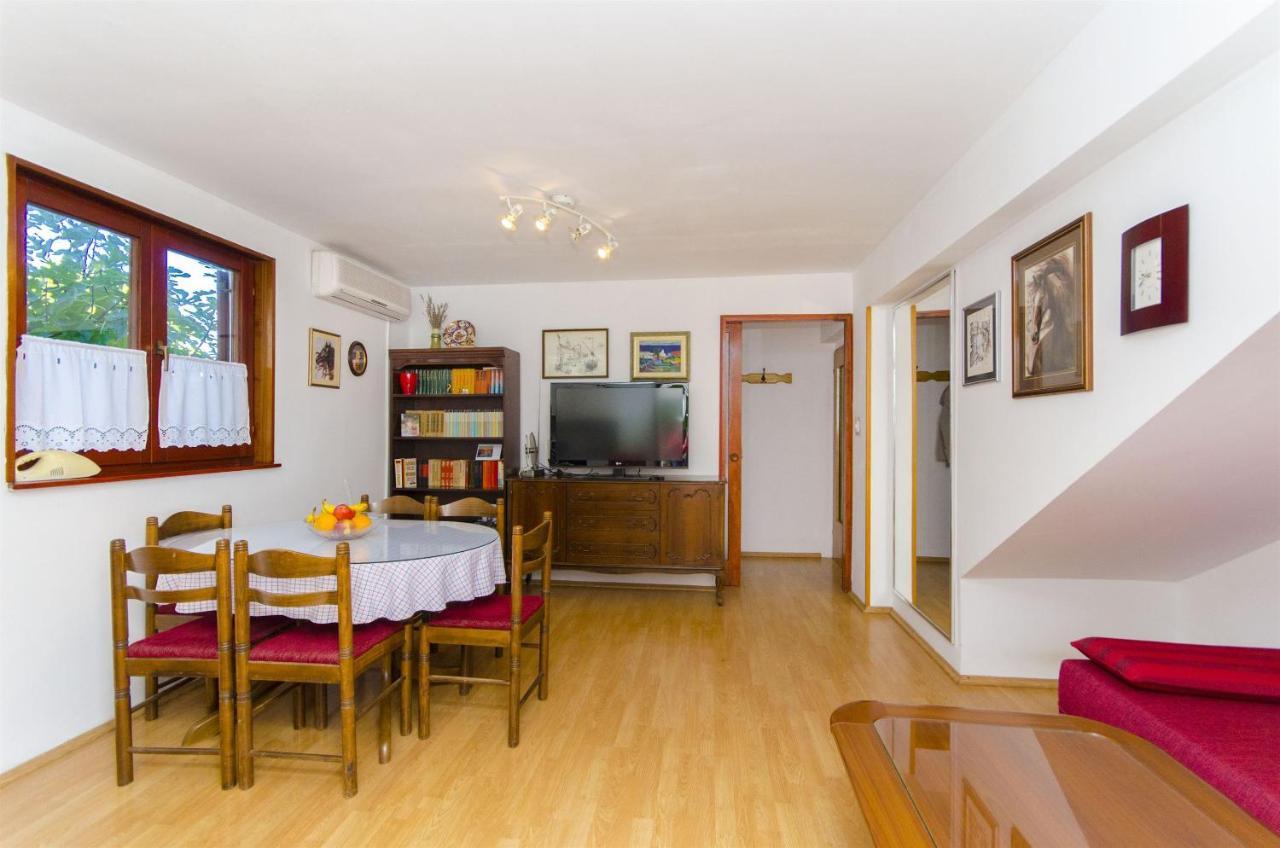 סלאטינה Apartments Dragica מראה חיצוני תמונה